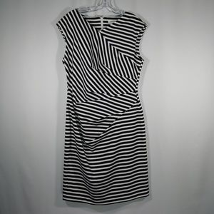 Calvin Klein Women's Sleeveless Shift Dress Black White Stripe Size 12